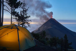 Camping at sunrise on Acatenango with view on active Volcan de Fuego 2017-02-24/25